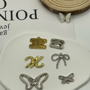 Assorted Shaped Decorative Metal Buttons, Ornamental Fasteners with Rhinestone & Shell Inlay for Clothing & DIY Crafts
