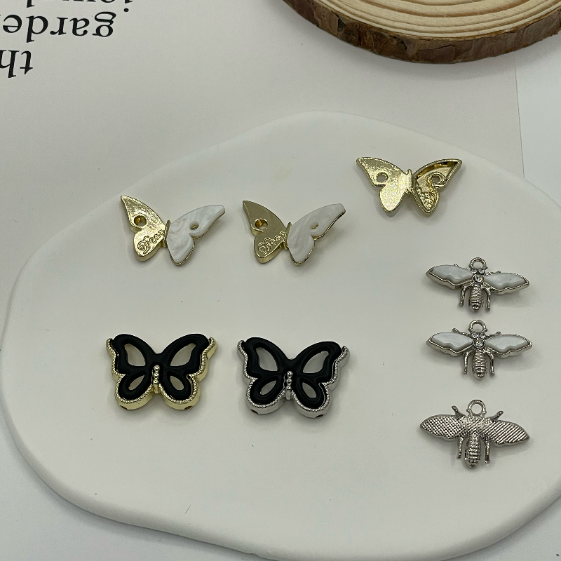 Mixed Enamel Butterfly & Bee Alloy Charms Custom Metal Decor Hardware for Lingerie Bags Clothing